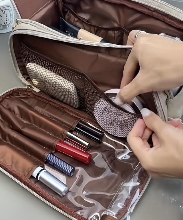 大容量トラベルコスメポーチ 持ち運び収納 送料無料 即日発送-9