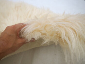 ムートンクッション 長毛 厚手 M 511 F ベージュ 約38×120cm 送料無料-3