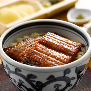 うなぎ割烹 一愼 うなぎ蒲焼セット 蒲焼55g×5袋、たれ50ml×1、さんしょう×5袋 送料無料-2