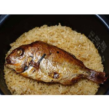 山梨 割烹立よし ほぐし飯の素4種セット 信玄どり 鯛めし 富士桜ポーク 鮎めし 送料無料-2