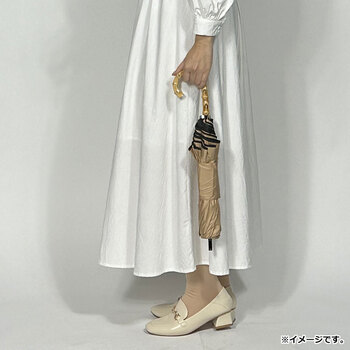 晴雨兼用ショートワイド傘 竹手元 裏黒コーティング 無地裾パイピング ベージュ 送料無料-3