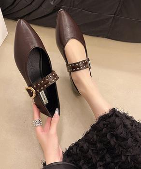 スタッズ付きメアリージェーンパンプス浅口 送料無料 即日発送-4