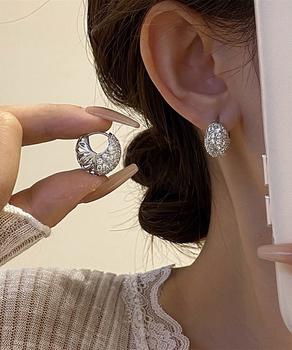 ビジューピアス 透かしピアス両耳用 送料無料 即日発送-1