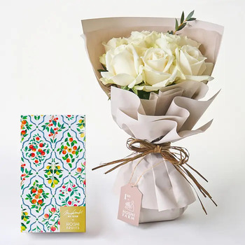 フリルピュア８本＆７種のフルーツのパウンドケーキ ４個入 メッセージカード付 ラッピング済 送料無料-1