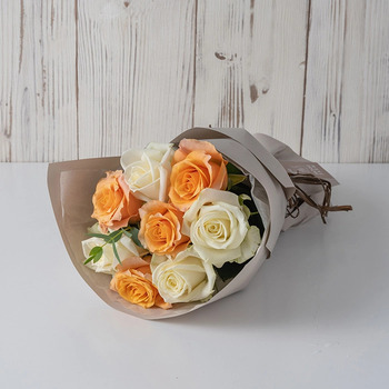 フリル８本ホワイトオレンジ＆リーガロイヤルアーモンドショコラ４個入 メッセージカード付 ラッピング済 送料無料-2