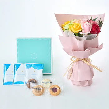 フリル１２本カラフル＆４種の焼き菓子とＲＣＤＣ ドリップコーヒーセット７個入 メッセージカード付 ラッピング済 送料無料-1