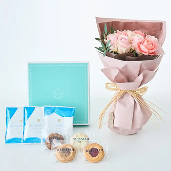 フリル１２本スイート＆４種の焼き菓子とＲＣＤＣ ドリップコーヒーセット７個入 メッセージカード付 ラッピング済 送料無料-1