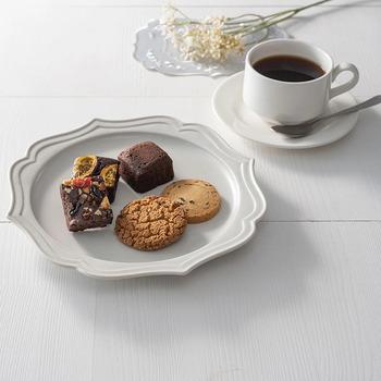 ホシファーム フリル ホワイトオレンジ８本＆ホテルオークラスイーツアソート５個入 メッセージカード付 ラッピング済 送料無料-3