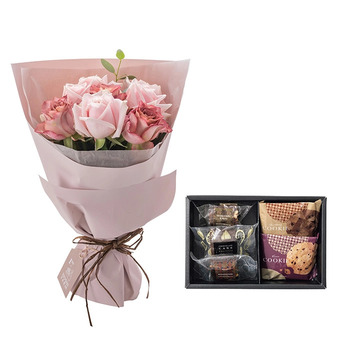 ホシファームフリルニュアンスピンク８本＆ホテルオークラスイーツアソート５個入 メッセージカード付 ラッピング済 送料無料-3