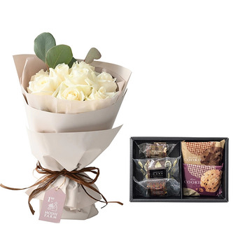 ホシファームフリルブーケピュア８本＆ホテルオークラスイーツアソート５個入 メッセージカード付 ラッピング済 送料無料-3