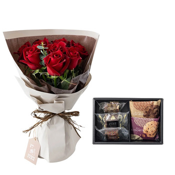 ホシファームフリルブーケルージュ８本＆ホテルオークラスイーツアソート５個入 メッセージカード付 ラッピング済 送料無料-3