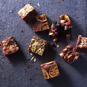 ホシファームフリルホワイトイエローグリーン８本＆ホシフルーツ贅沢ブラウニー ９個入 メッセージカード付 ラッピング済 送料無料-4