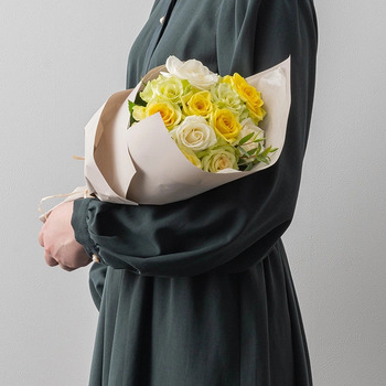 ホシファーム フリルブーケ ホワイトイエロー グリーン１２本 メッセージカード付 ラッピング済 送料無料-2