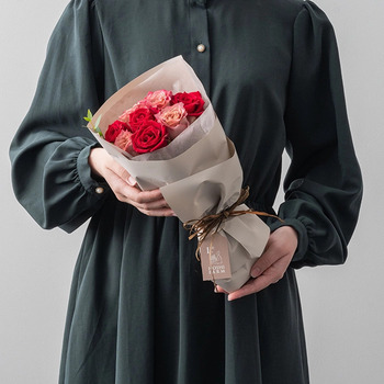 ホシファーム フリルブーケ ニュアンスレッド ８本＆ アニマルドーナツ２個入 メッセージカード付 ラッピング済 送料無料-4