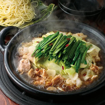 博多華味鳥 水たき もつ鍋食べ比べセット のし対応可 送料無料-1