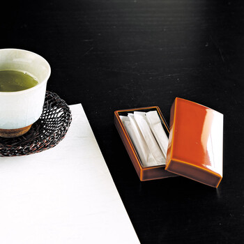 吹漆かぶせ楊枝箱 送料無料-1