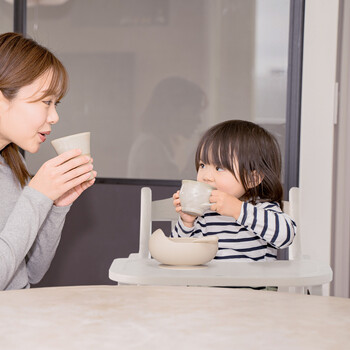 おりたためるベビーチェア ホワイト 送料無料-5