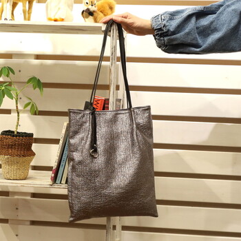 メタリック つまみハンドルフラット トートバッグ A4収納可能　 COOCO 送料無料 即日発送-19
