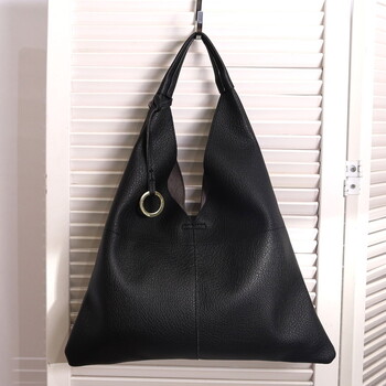 リングチャーム付トライアングル ワンショルダー バッグ COOCO 送料無料 即日発送-12