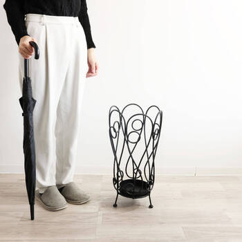 アイアン傘立て アンブレラスタンド アラベスク調デザイン ブラック 送料無料-2