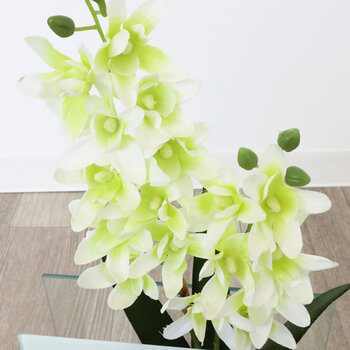 花瓶 モダンテイスト ガラス花瓶 グラスアート ホワイト&ライトグリーン 造花付き 色合いがとても綺麗な造花付きガラス花瓶 送料無料-3