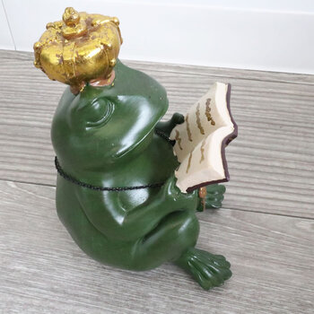 置物 オブジェ カエル 殿様カエルが本を読んでいるかわいい置物 送料無料-3