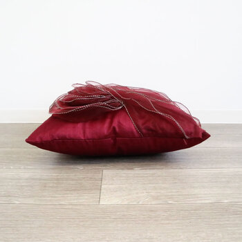 肌触りの良い逸品 スクエアローズクッション ワインレッド 送料無料-2