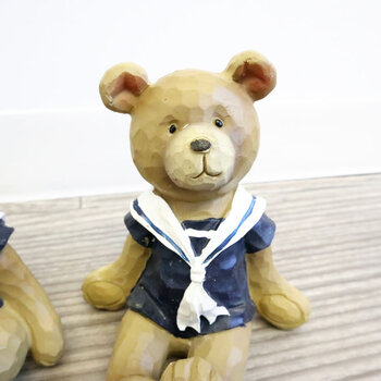 置物 クマ 2個SET　服を着たクマがとてもかわいい置物（ 送料無料-1
