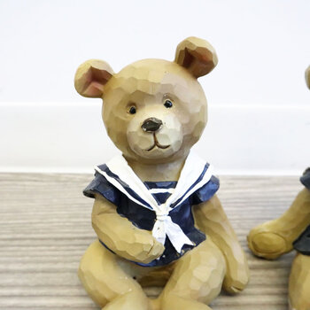 置物 クマ 2個SET　服を着たクマがとてもかわいい置物（ 送料無料-2