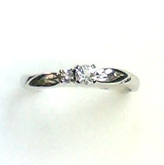 日本製 高級クリスタルのファッションリング 3石色展開 高品質クリスタル使用 BR 4166 シルバーカラー 送料無料 即日発送-1