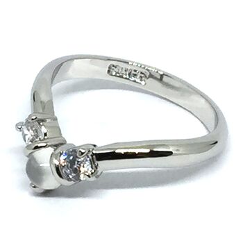 日本製 ムーンストーン＆キュービック ＳＩＬＶＥＲ９２５指が細く長く見えるV字リング SR 3927 送料無料 即日発送-3