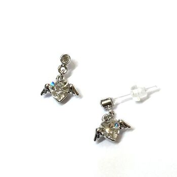 日本製 エンジェルハートピアス １ペア　樹脂ポスト 高品質クリスタル使用 JP 26 送料無料 即日発送-1