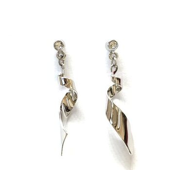 日本製 ゆらゆらプレートツイストピアス １ペア　樹脂ポスト 高品質クリスタル使用 JP 01 送料無料 即日発送-3