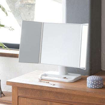 メイクアップミラー 卓上ミラー 三面鏡 大きい 折りたたみ カガミ 鏡 ホワイト 送料無料-1