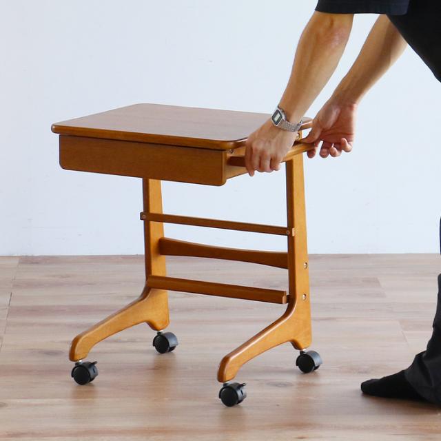サイドテーブル ライトブラウン　毎日のくつろぎを身軽に整える　SRT 3969 Sorie Side Table　 送料無料 即日発送-12