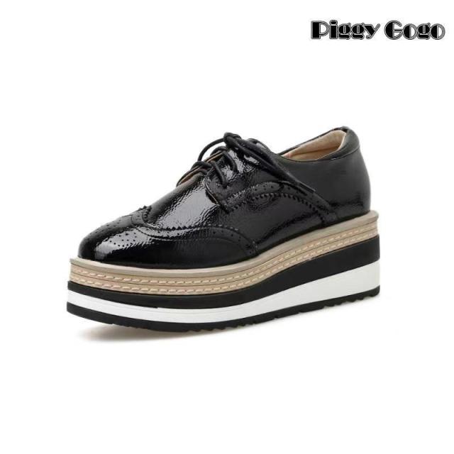 ローファー レディース 学生 厚底 痛くない 紐 大人 厚底ローファー 厚底パンプス 白 歩きやすいスリッポン かわいい スリッポン 黒 エナメル ドレス 6.5cm レースアップ 高級感 おしゃれ